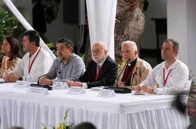 Gobierno colombiano y ELN comienzan nuevo ciclo de diálogo de paz en Venezuela