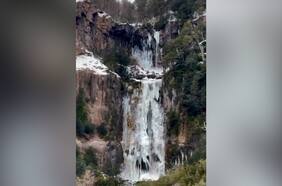 “Velo de la Novia” apareció completamente congelada en Chillán