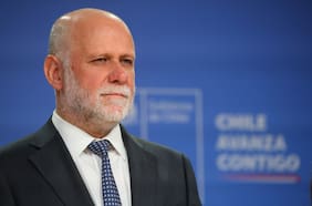 Polémica por reconstrucción en Penco: Elizalde llama al municipio a distribuir ayudas con celeridad