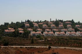 Israel aprueba polémico plan de asentamientos en Cisjordania