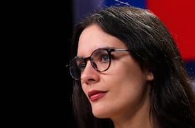 Vallejo confirma que Yáñez dejará su cargo por formalización: “El momento exacto lo van a saber cuando decidamos comunicarlo”