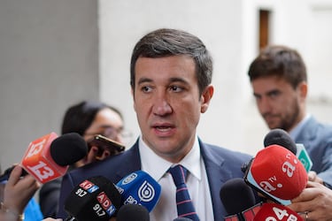 Guillermo Ramírez (UDI) reitera oposición a candidatura a la ONU de Bachelet y respalda definiciones de Kast por decretos