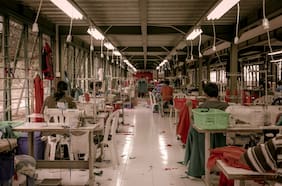 Cómo la IA podría empeorar el “lado oscuro” del fast fashion de marcas como Shein