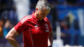 Miedos, promesas y un último objetivo: lo que dejó la peor semana de Gustavo Álvarez desde que asumió en la U