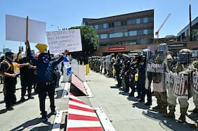 Gobierno de EE.UU. desplegará a 700 marines para contener disturbios en Los Ángeles