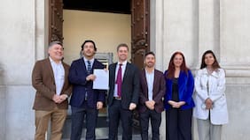 Bancada PS llega a La Moneda para dejar propuestas para el crecimiento: “Nunca renunciaremos a un debate legislativo serio”