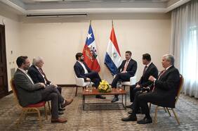 Con foco en el Corredor Bioceánico Vial: Boric sostiene reunión bilateral con el presidente de Paraguay, Santiago Peña