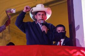 La política descarrila al IPSA y a la Bolsa de Lima de los récords de las acciones globales