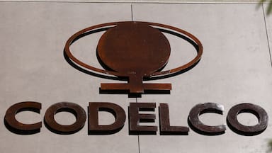 La demanda laboral del gerente despedido de Codelco por producción 2025: apunta a Alvarado y Pacheco y exige más de $1.400 millones