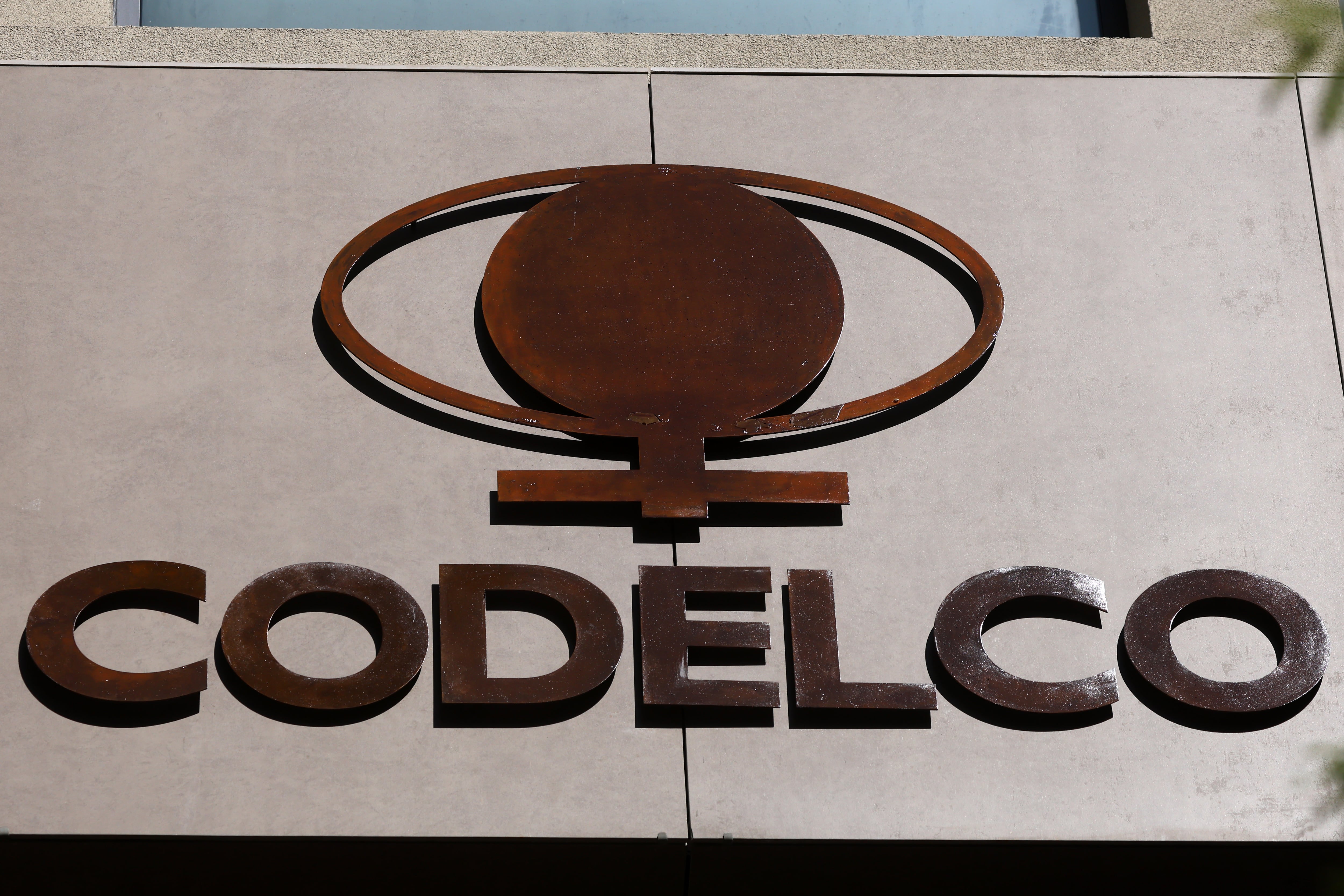 Codelco y Anglo American cierran acuerdo que abrirá 2,7 millones de toneladas adicionales de cobre en 21 años