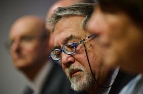 Muere Abraham Santibáñez, Premio Nacional de Periodismo