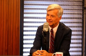 Desde la Redacción 1 de octubre: Harold Mayne-Nicholls, zoom al Presupuesto y debate de candidatos a la Cámara