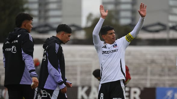 Esteban Pavez dispara contra Fernando Ortiz tras su salida de Colo Colo: “La verdad, creo que no le gusto, nunca le gusté”