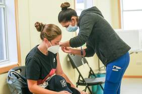 Columna de Cecilia Perret: La vacunación Covid-19 para niños ¿Qué sabemos al respecto?