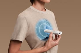 Cómo es el dispositivo del tamaño de un celular que promete hacer pruebas médicas en apenas unos instantes