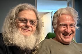 La trastienda de la reaparición pública de Jorge González en show de Gustavo Santaolalla: “Un gran amigo, un gran músico”