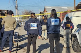 Ataque con arma de fuego deja un hombre fallecido y un menor de edad herido en Lo Espejo