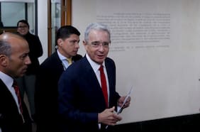 Tribunal Superior de Bogotá ordena la libertad inmediata de Álvaro Uribe