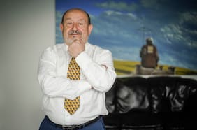 Isidro Solís, defensor de exjueza Sabaj: “Los casos en que están involucrados jueces hombres han tenido un resultado distinto a la remoción”