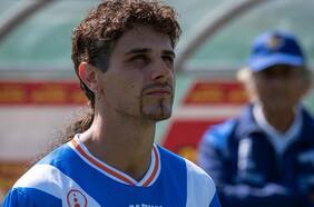 Budista, talentoso y una tensa relación con su padre: así es la película sobre Roberto Baggio