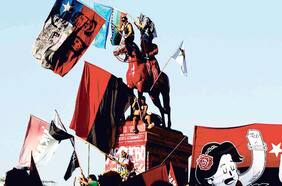 Ejército rechaza vandalización de monumento a Baquedano y pide mayores resguardos o su traslado