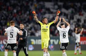 Colo Colo va por el milagro en medio de las dudas por el futuro de sus figuras