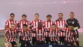 Con la Brujita Verón junto a los hinchas: Estudiantes vence en los penales a Racing y es campeón del fútbol argentino