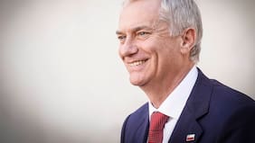 Con mención a Boric y acompañado de Don Francisco, Kast presenta proyecto para establecer el “Día de la Teletón”