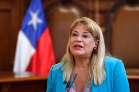 “Es ilegal”: Ángela Vivanco arremete y exige a la Fiscalía que no le entregue a la Corte Suprema sus chats con Hermosilla