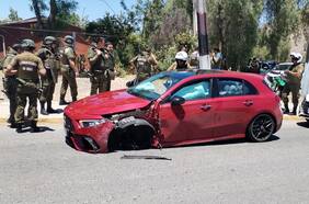Detienen a dos sujetos que robaron auto en Las Condes a hombre que retiraba a su hija de un jardín infantil