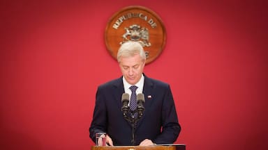 Cómo el alza de los combustibles se transformó en el primer test oficialista