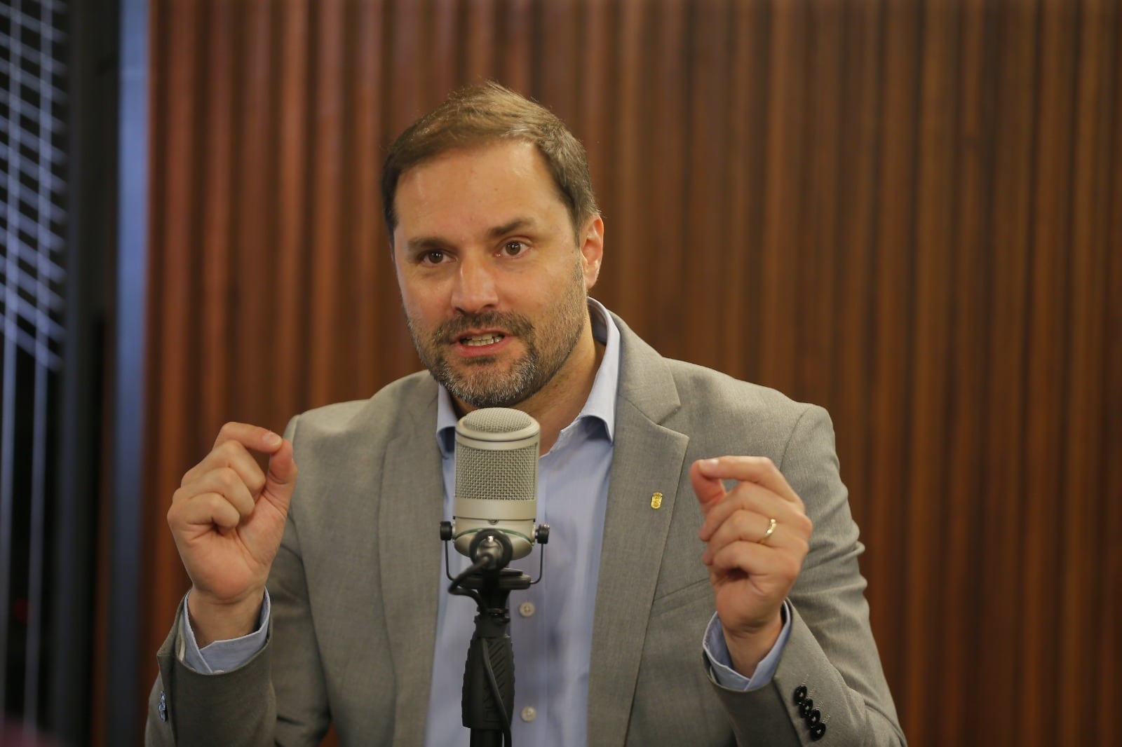 Alcalde Bellolio analiza triunfo de Kast y advierte: "No puede hacer lo que hizo el Frente Amplio