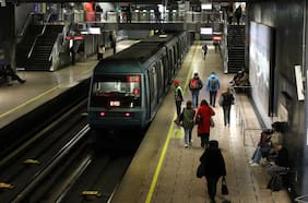Elecciones municipales 2024: desde qué hora funcionará el Metro y los buses Red este fin de semana