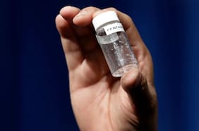 Qué es el fentanilo, la droga que se contaminó con bacterias y mató a casi cien personas en Argentina