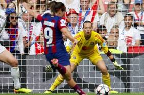 Christiane Endler festeja con una gran goleada sus 100 partidos en el Olympique de Lyon