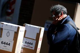 Problemas con el voto electrónico y 68,3% de participación marcan elecciones primarias en Argentina