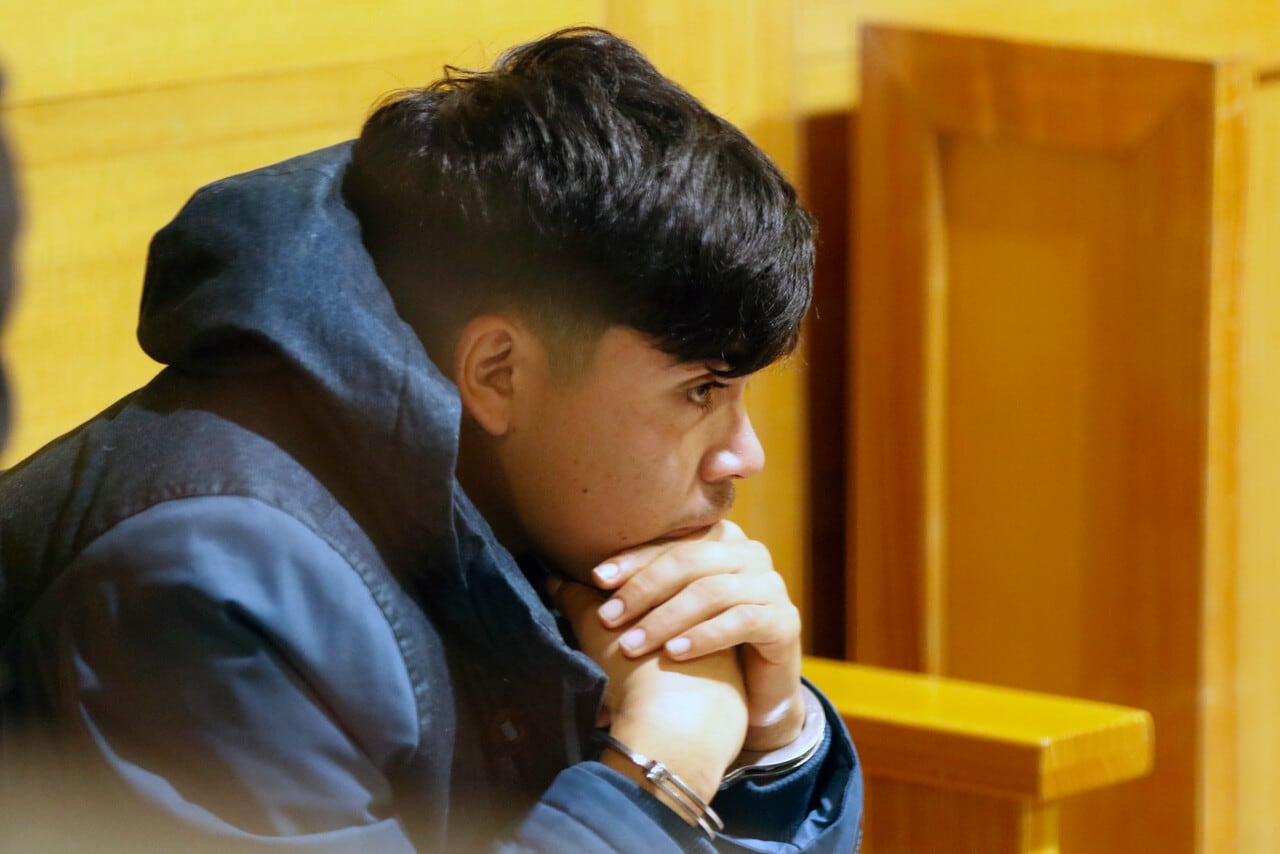 Reformalizarán por femicidio íntimo a tío de joven asesinada en Temuco: peritajes confirmarían ataque sexual