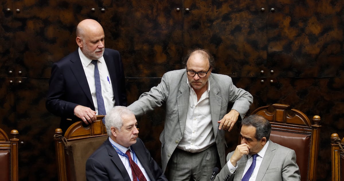 Senado aprueba reforma política del Gobierno que busca frenar la atomización partidista