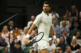 Festejo aplazado: Novak Djokovic deberá esperar hasta el lunes para sellar su paso a cuartos de final de Wimbledon