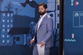 Cadem: delincuencia, falta de experiencia para gobernar y cambios de opinión son las principales razones de la alta desaprobación del Presidente Boric