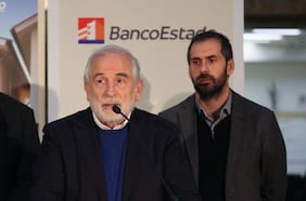 No solo van por Montes: Partido Republicano también evalúa acusar constitucionalmente a Nicolás Grau