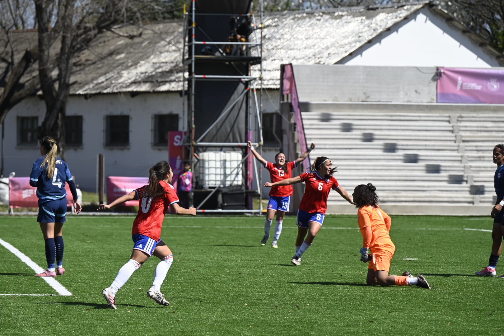 La Selección femenina Sub 20 vence a Paraguay y va por el oro en los Juegos Suramericanos