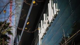 Agencia Fitch mejora clasificación de riesgo crediticio de Falabella