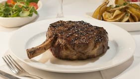 Santa Brasa: Quince años de excelencia en carnes y servicio en Chile