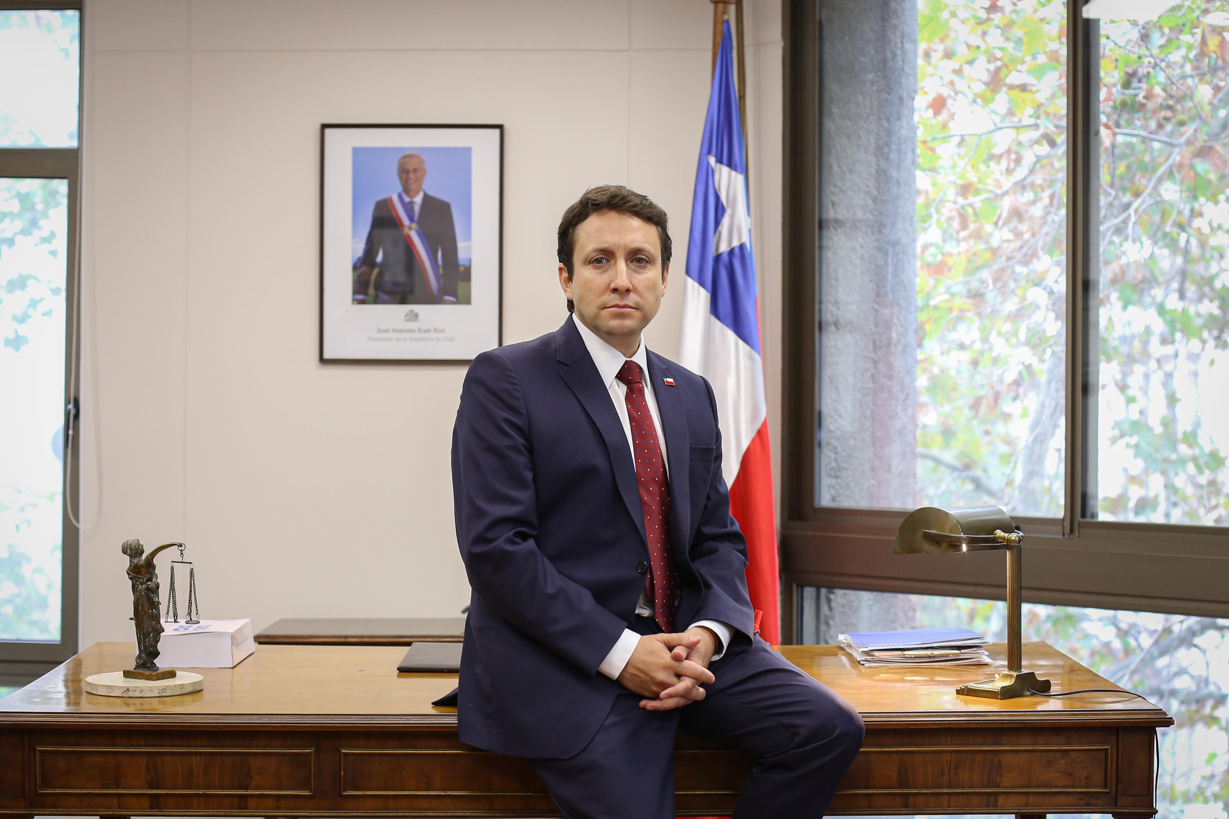 Gobierno ingresará cambios a proyecto de adaptabilidad a las 40 horas y espera que reglamento de Ley Karin esté antes de fin de año