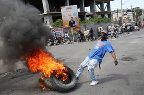Columna de Pierre Joseph: Cómo es la vida bajo asedio en Haití: “Cada día es una cuestión de vida o muerte”