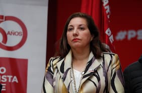 Presidenta del PS respalda a Arturo Barrios tras polémicos dichos: “No deben malinterpretarse”