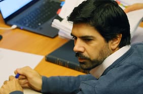 Corte de Santiago analiza recurso de amparo que Lavín presentó contra tribunal para revertir su prisión preventiva