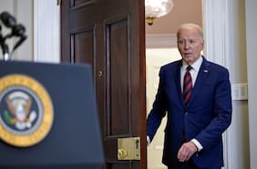 “Lo más rápido que pueda”: Biden dice que el gobierno federal financiará la reconstrucción del puente de Baltimore