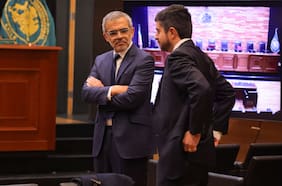 La exposición del exministro Luis Cordero ante el TC para defender la megarreforma representando a industria salmonera